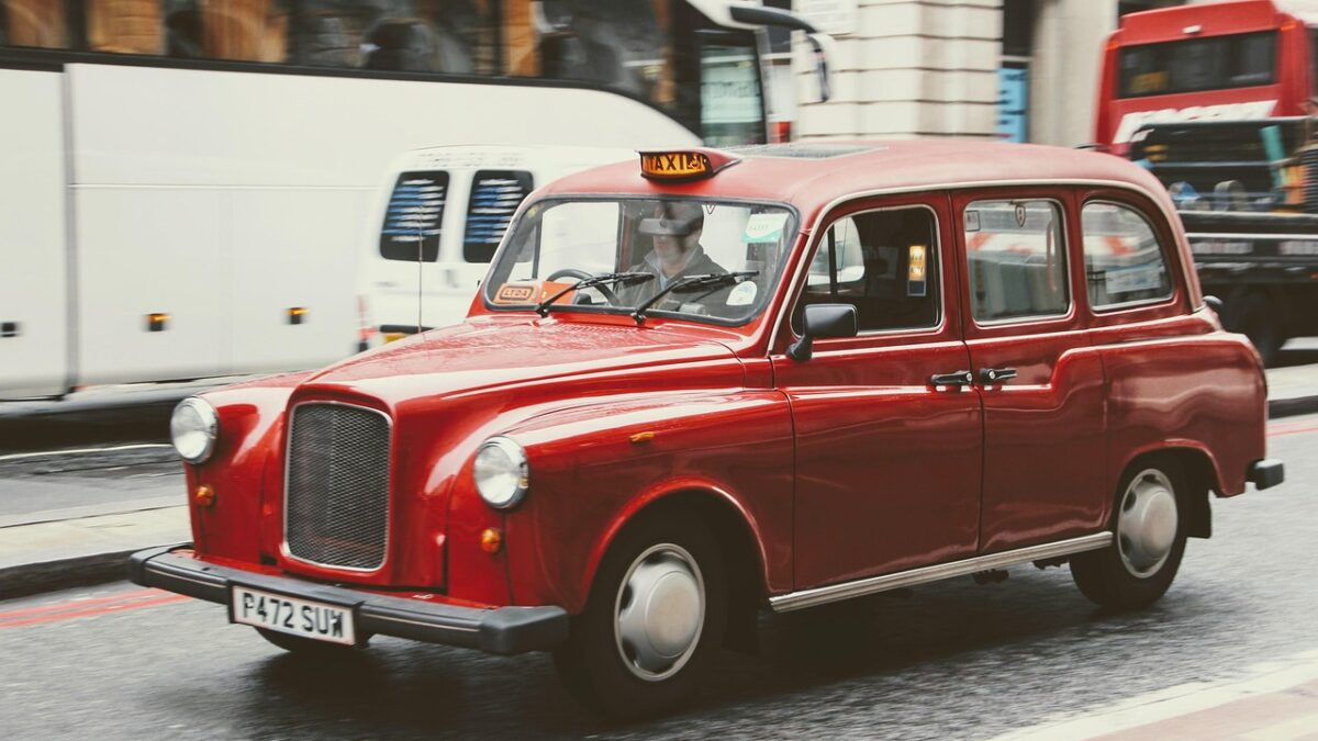 taxi 1932107 1280