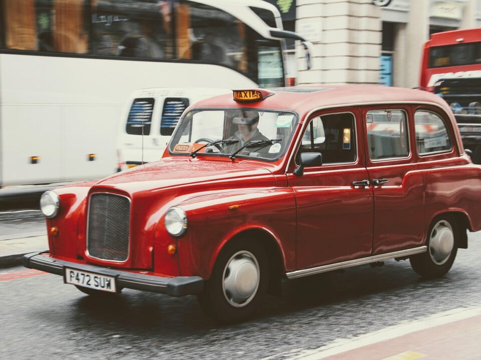 taxi 1932107 1280